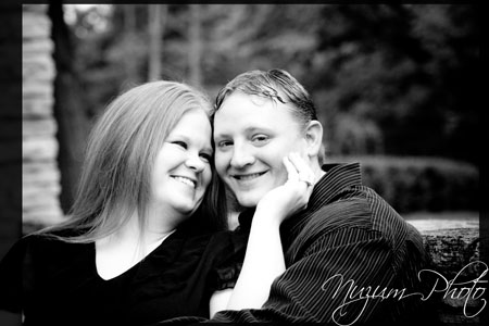 Des Moines Iowa Midwest Engagement Photographer
