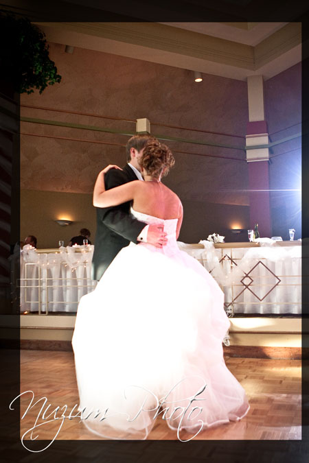 Nuzum Photo Des Moines Wedding Photographer