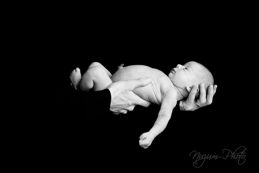 Des Moines Iowa Midwest Newborn Photographer