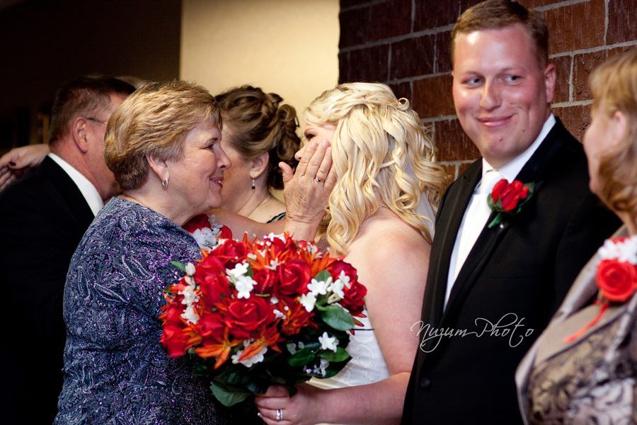 Des Moines Iowa Midwest Wedding Photographer