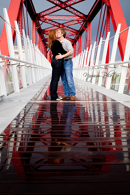 Des Moines Iowa Midwest Engagement Photographer