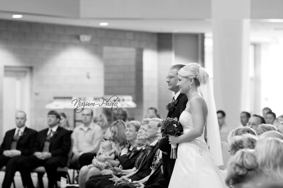 Des Moines Iowa Midwest Wedding Photographer