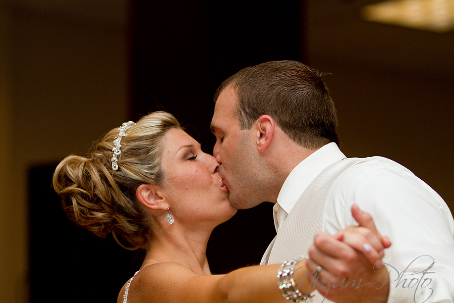 Des Moines Iowa Midwest Wedding Photographer