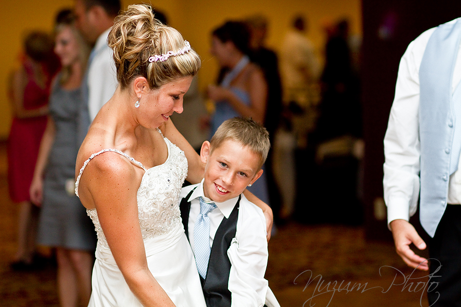 Des Moines Iowa Midwest Wedding Photographer
