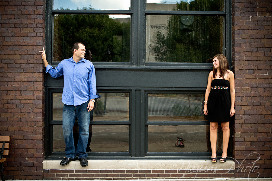 Des Moines Iowa Midwest Engagement Photographer