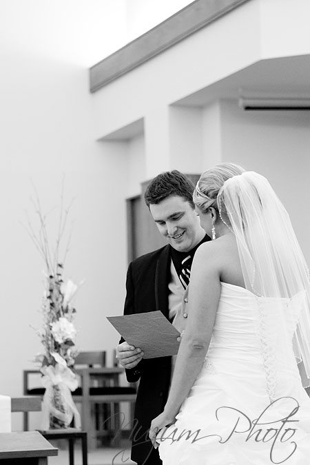 Des Moines, Iowa, Ames, Midwest, Wedding Photographer
