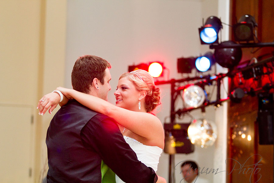 Des Moines, Iowa, Ames, Midwest, Wedding Photographer