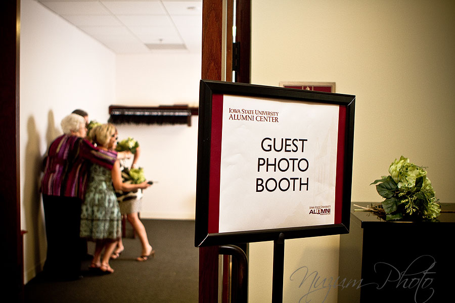 Des Moines, Iowa, Ames, Midwest, Wedding Photographer