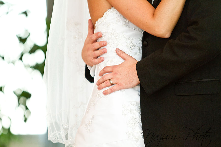 Des Moines Iowa Midwest Wedding Photographer
