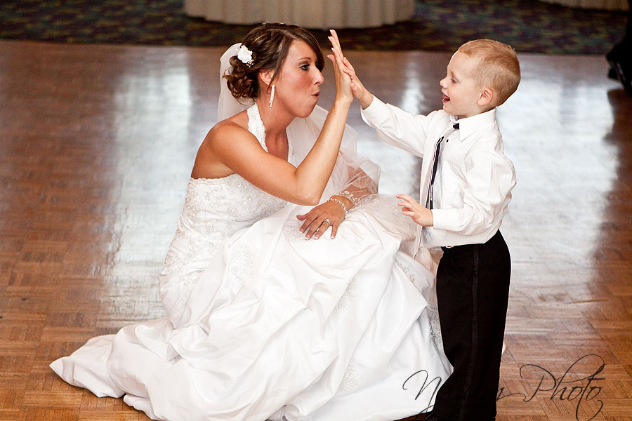 Des Moines Iowa Midwest Wedding Photographer