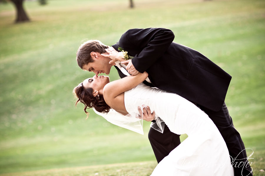 Des Moines Iowa Midwest Wedding Photographer