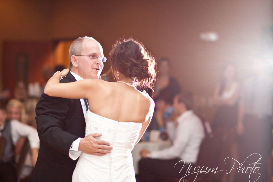 Des Moines Iowa Midwest Wedding Photographer
