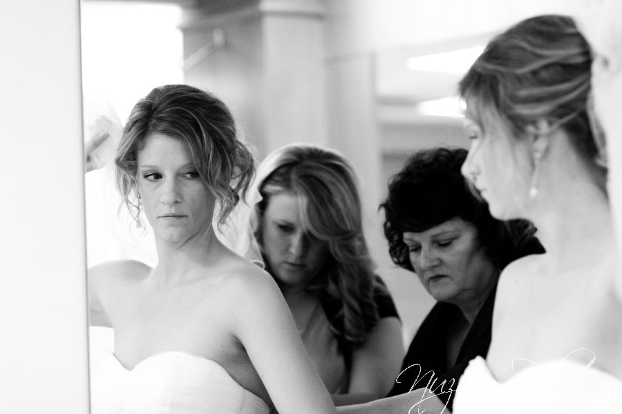 Des Moines Iowa Midwest Wedding Photographer