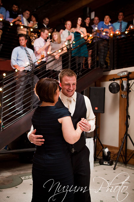 Des Moines Iowa Midwest Wedding Photographer