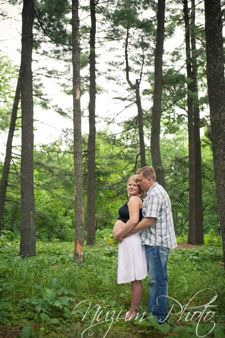 Des Moines Maternity Photographer